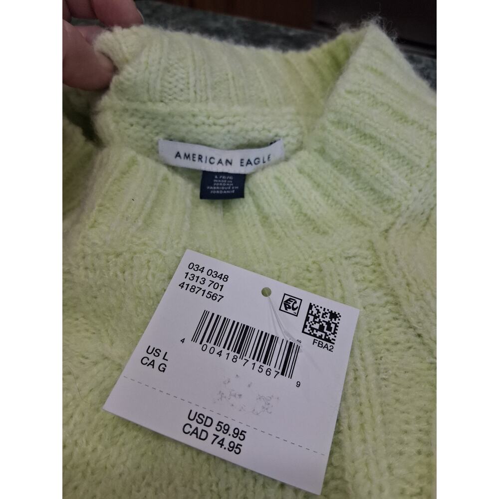 American Eagle Whoa So Soft Cable Knit Sweater in Lime (Neon) Size LG NEW NWT - Picture 6 of 13